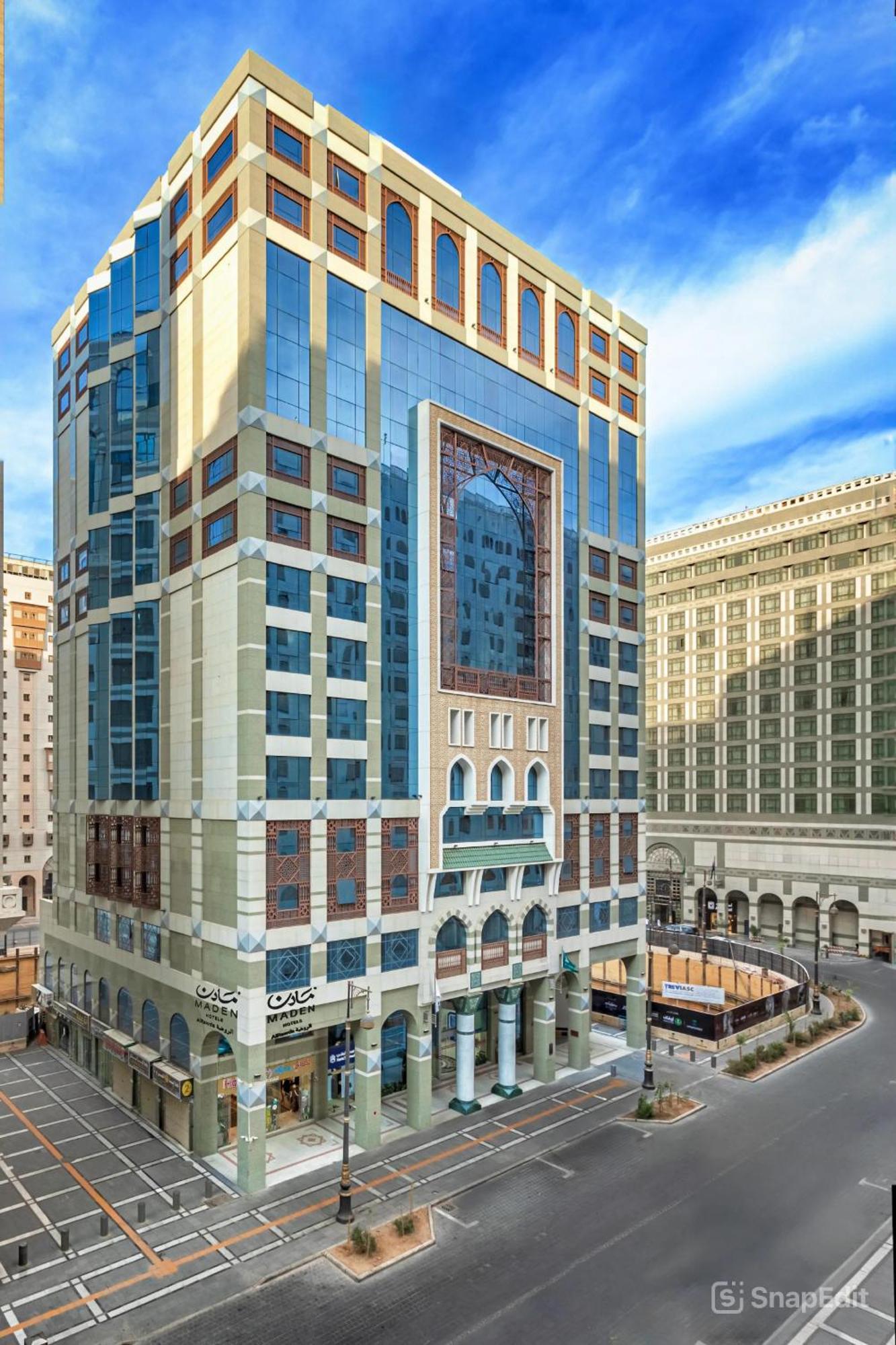 Maden Alrawda Hotel Medina Buitenkant foto The hotel in 2013