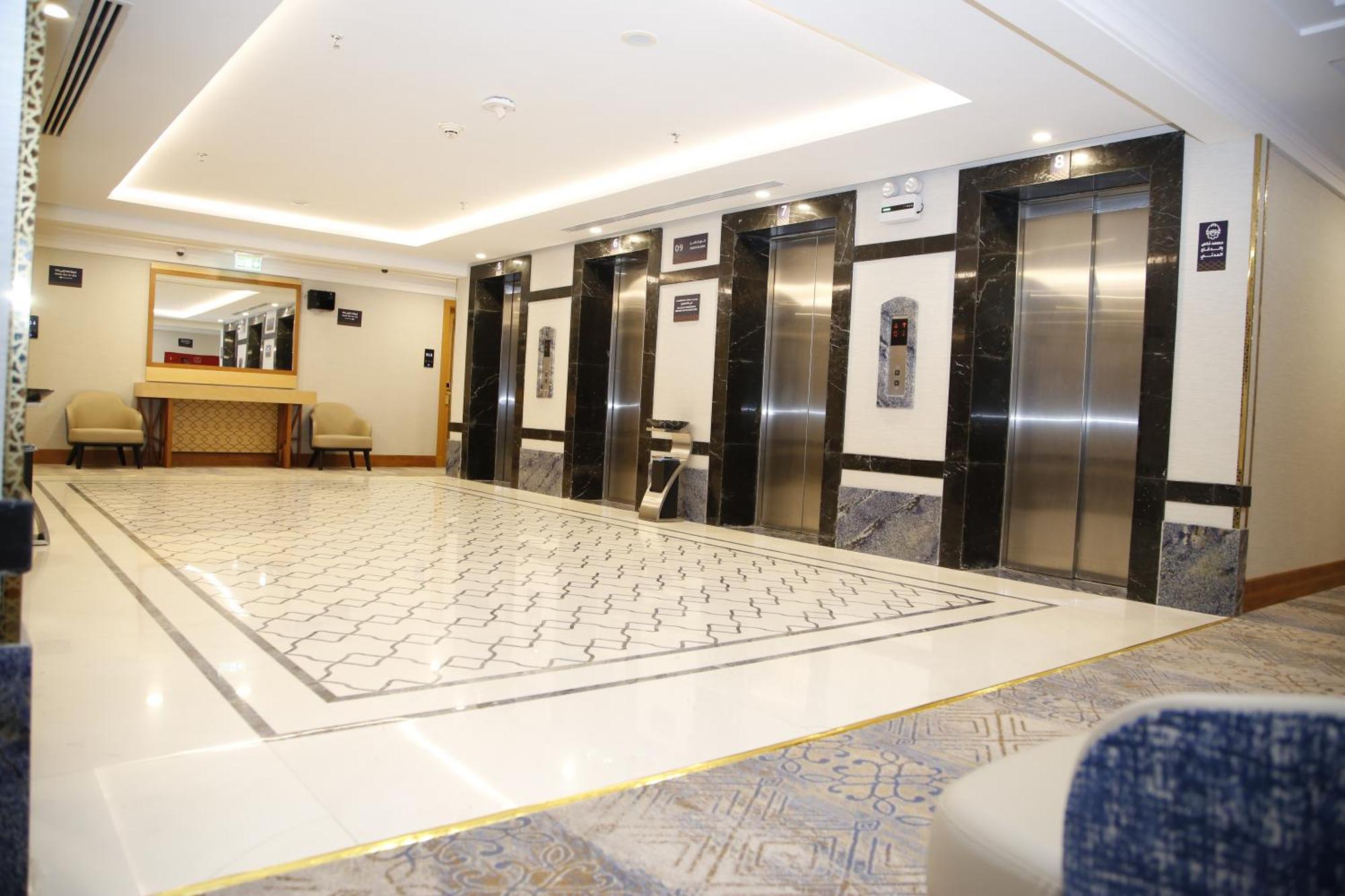 Maden Alrawda Hotel Medina Buitenkant foto Elevators at the 10th floor